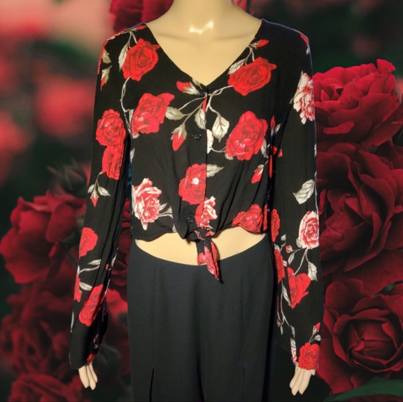 Rue21 Button Down Tummy Tie Blouse - Picture 2 of 4